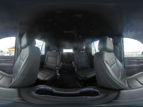 Used 2023 GMC Yukon Denali AWD/4WD image 46
