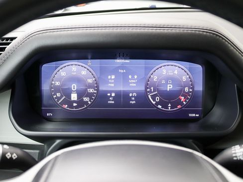Used 2020 Land Rover Defender 110 First Edition AWD/4WD image 29