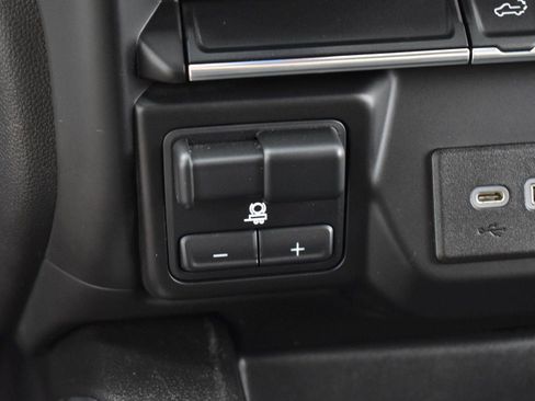 Used 2021 Chevrolet Silverado 1500 RST w/ Max Trailering Package AWD/4WD image 26