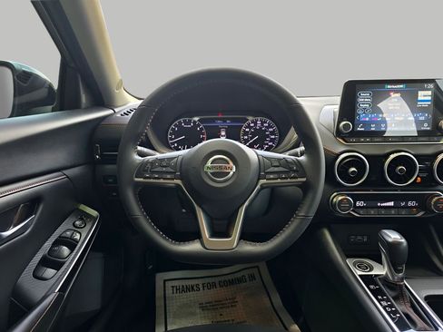 Used 2023 Nissan Sentra SR FWD image 16