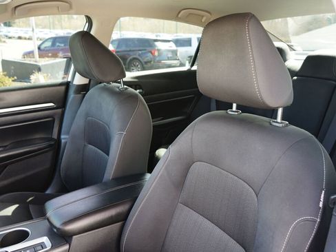 Used 2022 Nissan Altima 2.5 SV image 11