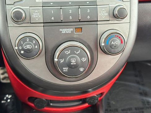 Used 2011 Kia Soul Sport image 18