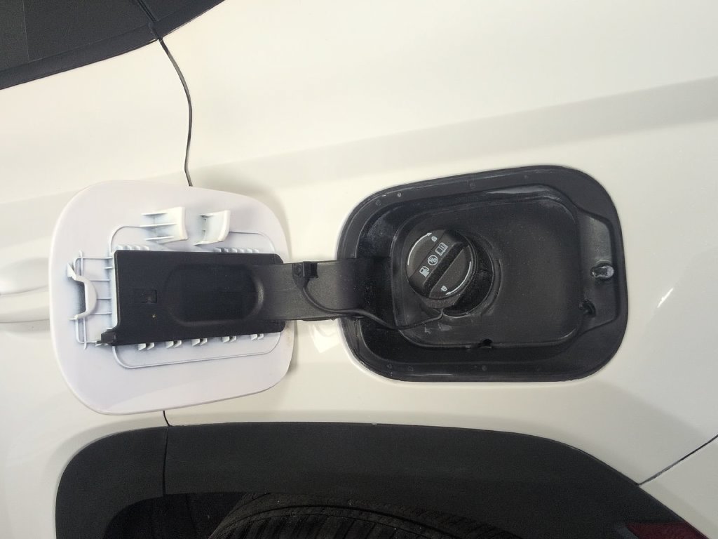 Used 2025 Hyundai Tucson Limited AWD/4WD image 18
