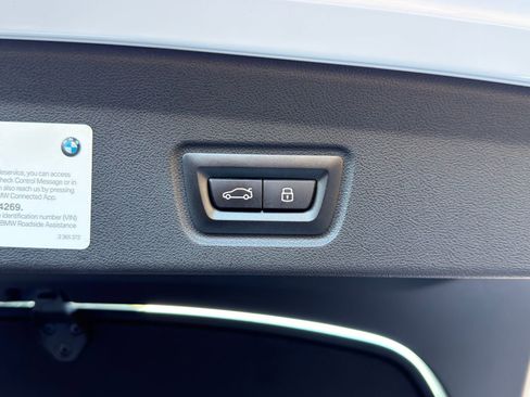 Used 2023 BMW i4 eDrive35 w/ Premium Package image 18