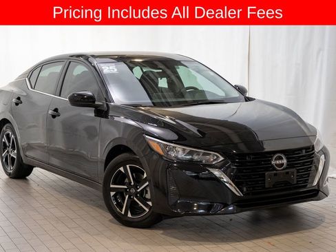 Certified 2025 Nissan Sentra SV FWD image 1