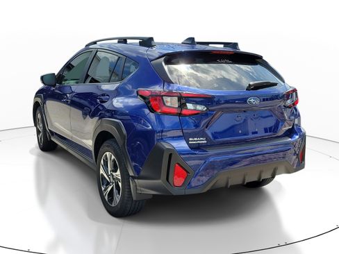 Used 2024 Subaru Crosstrek 2.0i Premium image 4