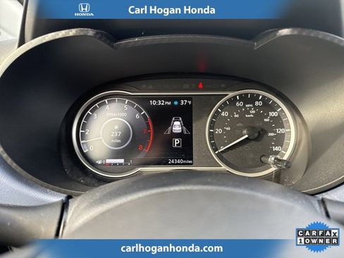Used 2024 Nissan Versa SV image 19
