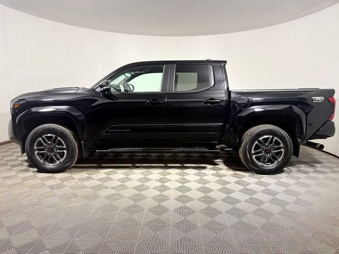 Used 2024 Toyota Tacoma TRD Sport w/ TRD Sport Upgrade Package AWD/4WD image 3