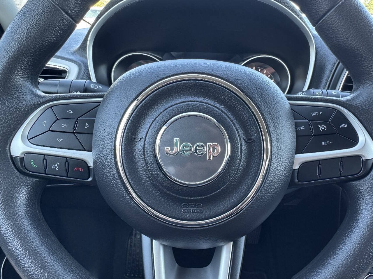 Used 2020 Jeep Compass Sport AWD/4WD image 23