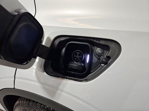 Used 2023 Polestar Polestar 2 w/ Pilot Pack FWD image 5