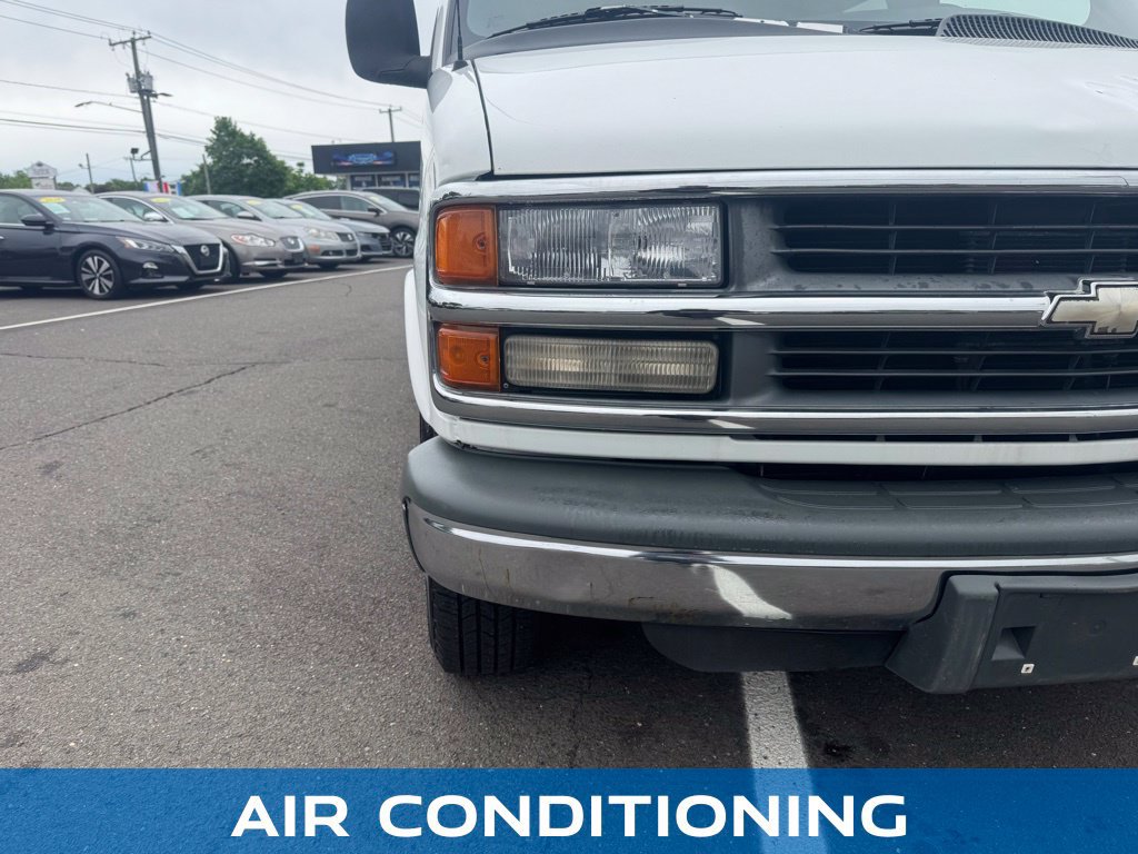 Used 2000 Chevrolet Express 3500 Extended Passenger w/ LS Preferred Equipment Group RWD image 13