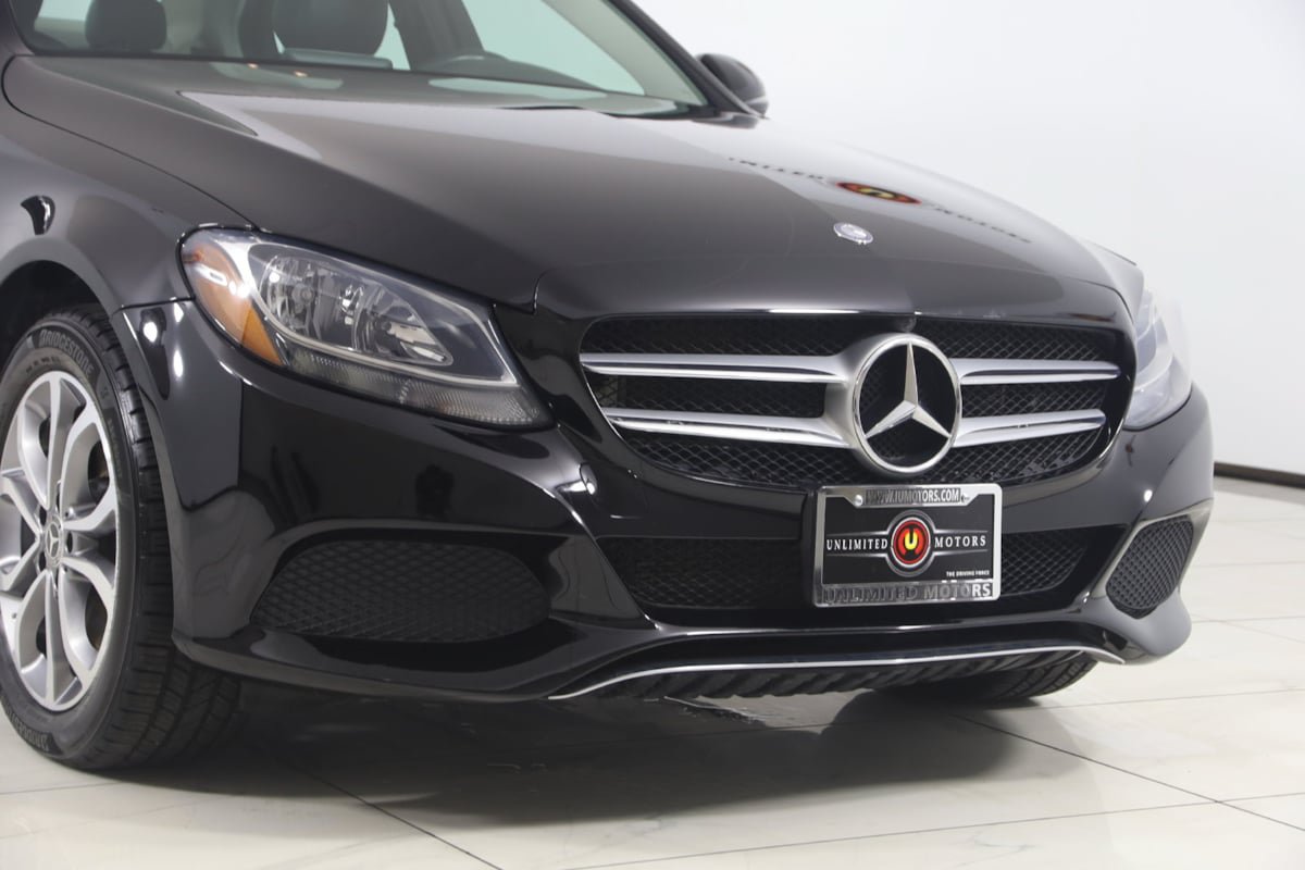 Used 2017 Mercedes-Benz C 300 4MATIC Sedan image 34