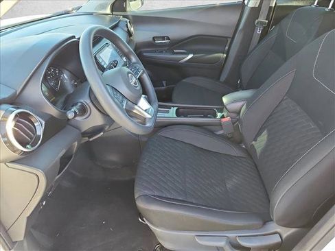 Certified 2023 Nissan Kicks SV image 21