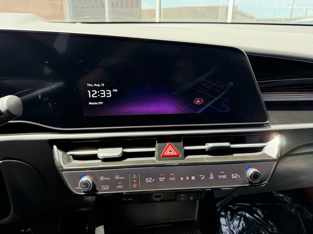 Used 2025 Kia Niro Wind FWD image 18
