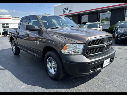 Used 2019 RAM 1500 Tradesman w/ Popular Equipment Group AWD/4WD image 2