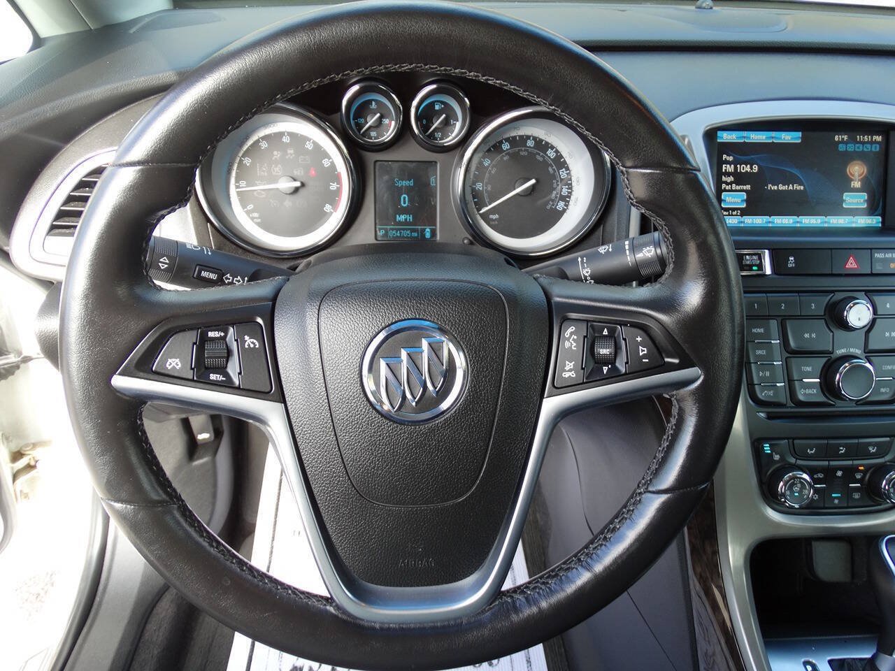 Used 2012 Buick Verano Leather FWD image 17