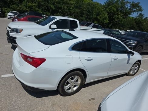 Used 2023 Chevrolet Malibu LS FWD image 6