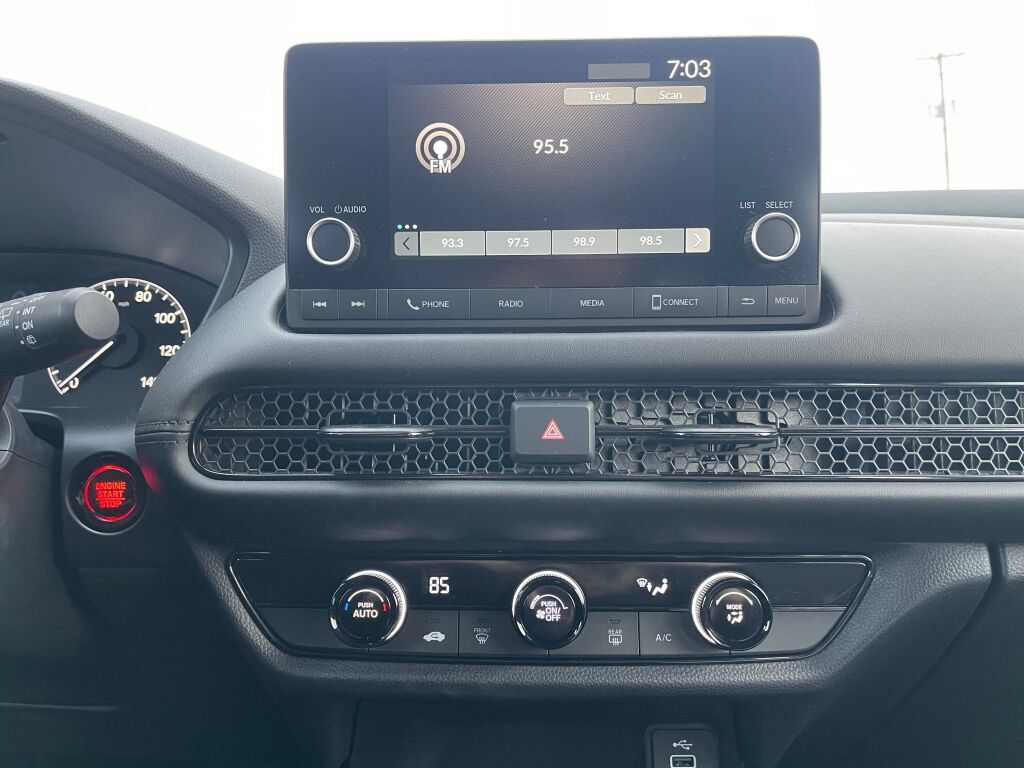 Used 2023 Honda HR-V LX image 11