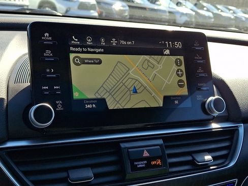 Used 2019 Honda Accord Touring image 17