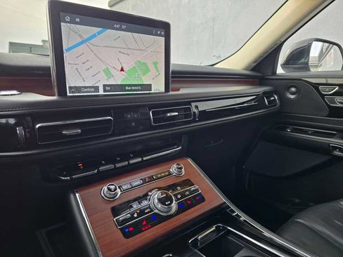 Used 2023 Lincoln Aviator Reserve image 26