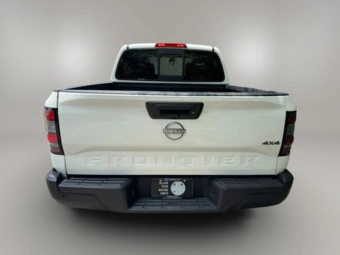 Used 2022 Nissan Frontier S w/ Technology Package AWD/4WD image 6
