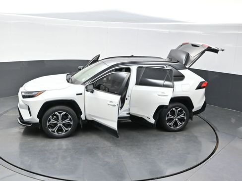 Used 2024 Toyota RAV4 XSE w/ Weather Package AWD/4WD image 44