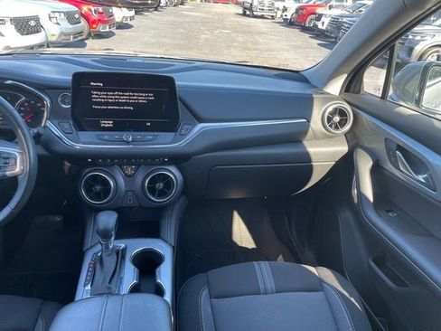 Used 2023 Chevrolet Blazer LT w/ Driver Confidence Package image 13