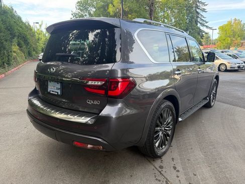 Used 2023 INFINITI QX80 Premium Select w/ All-Season Package AWD/4WD image 4
