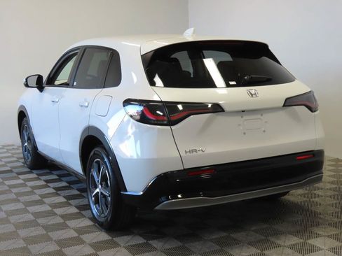 Used 2025 Honda HR-V EX-L image 3