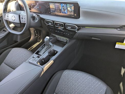 New 2026 Nissan Sentra SV image 30