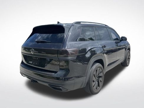 Used 2024 Volkswagen Atlas SE FWD image 6