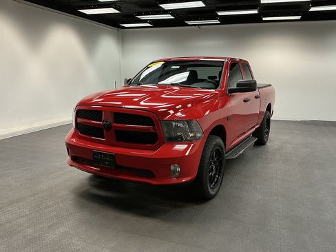 Used 2018 RAM 1500 Express AWD/4WD image 1