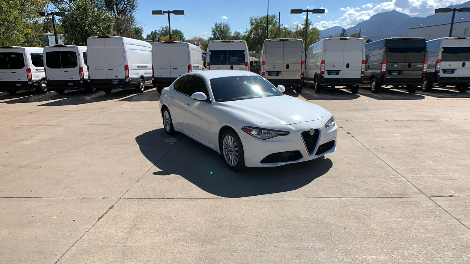 Used 2021 Alfa Romeo Giulia Sprint w/ Cold Weather Package AWD/4WD image 7
