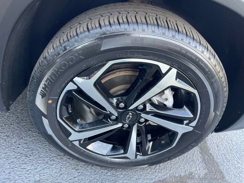 Used 2021 Chevrolet TrailBlazer RS w/ Convenience Package AWD/4WD image 28