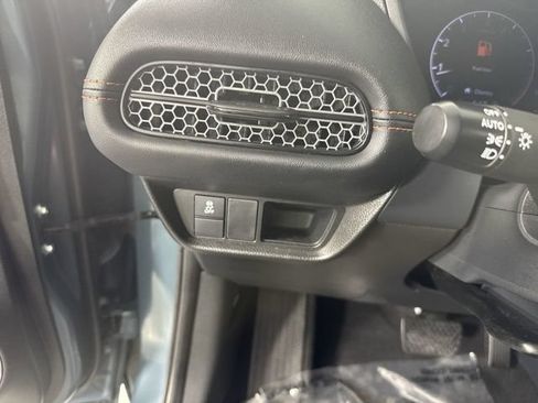 Used 2024 Honda HR-V Sport image 16