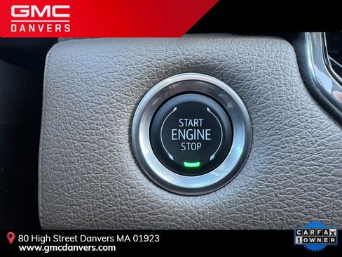 Used 2024 GMC Canyon Denali image 13