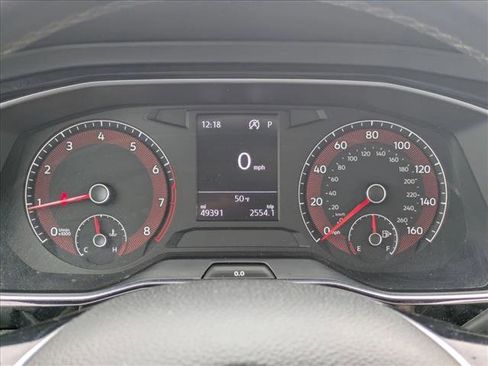 Used 2019 Volkswagen Jetta SE w/ Cold Weather Package image 10