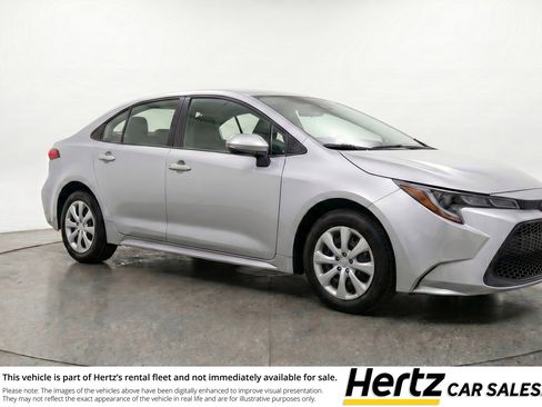 Used 2025 Toyota Corolla LE FWD image 1