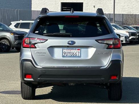 New 2025 Subaru Outback Premium image 5