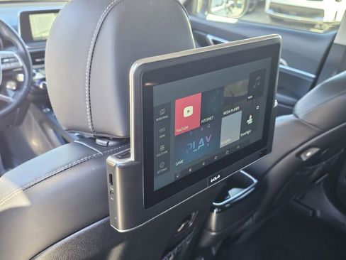 Used 2022 Kia Telluride S image 36