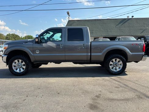 Used 2012 Ford F250 Lariat w/ Lariat Ultimate Pkg AWD/4WD image 8