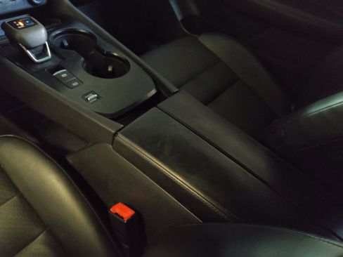 Used 2021 Nissan Rogue SV w/ Premium Package image 26