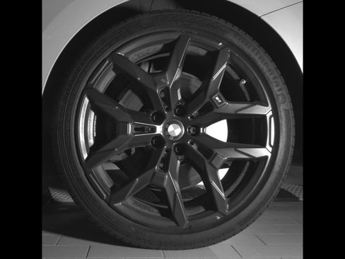 Used 2025 BMW 230i Coupe w/ M Sport Package RWD image 12