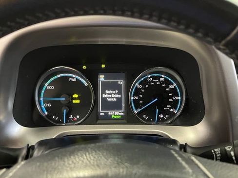 Used 2018 Toyota RAV4 XLE w/ Convenience Package AWD/4WD image 26