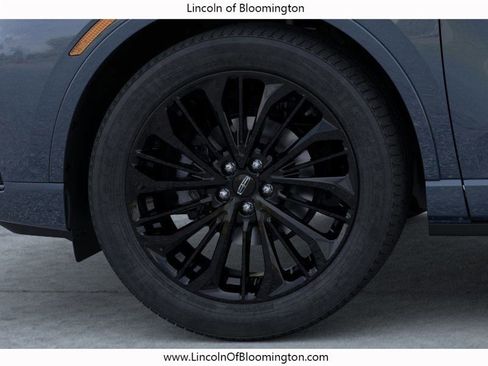 New 2026 Lincoln Corsair Premiere image 21