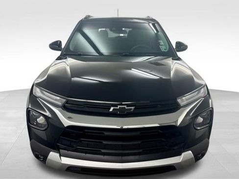 Certified 2023 Chevrolet TrailBlazer LT w/ Convenience Package image 3
