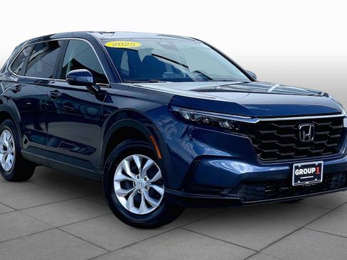 Used 2025 Honda CR-V LX image 2