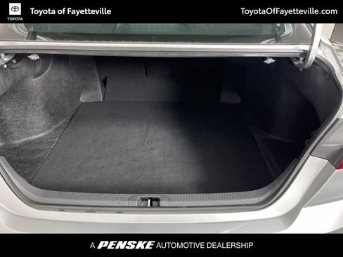 Used 2026 Toyota Camry LE FWD image 10