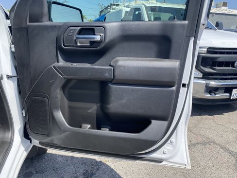 Used 2022 Chevrolet Silverado 1500 Custom AWD/4WD image 26
