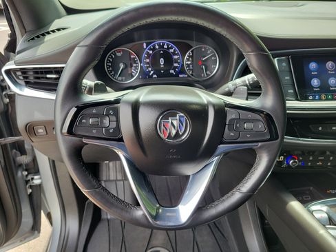 Used 2023 Buick Enclave Avenir w/ Avenir Technology Package AWD/4WD image 22